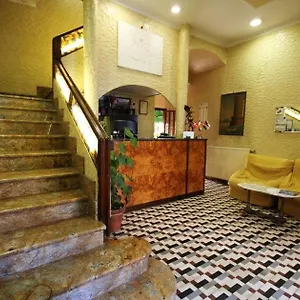 Hotel Casanova, Napoli